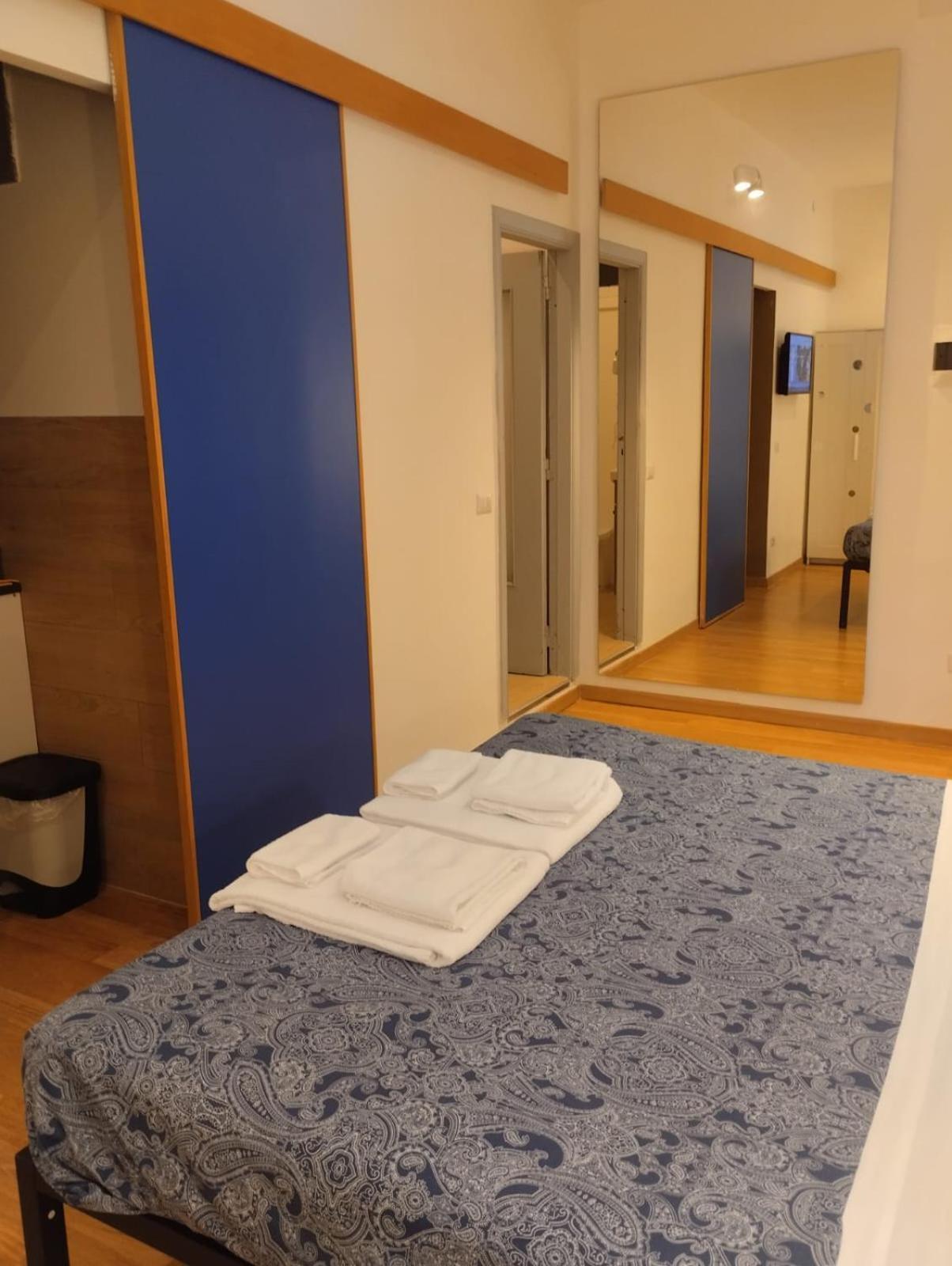 阿梅迪奥广场住宿加早餐旅馆 那不勒斯 外观 照片